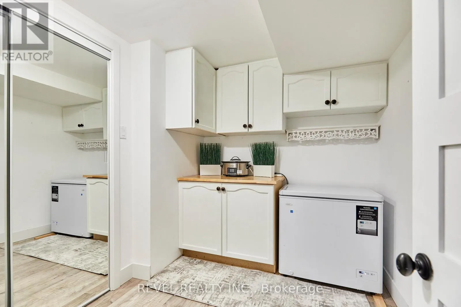 20 BREAKWATER DRIVE