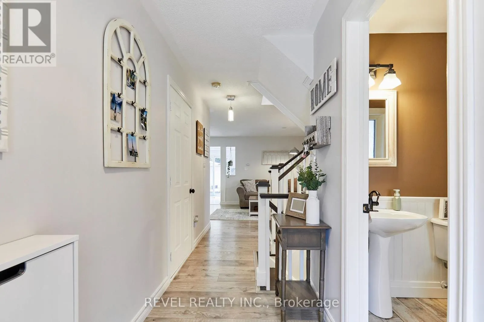 20 BREAKWATER DRIVE