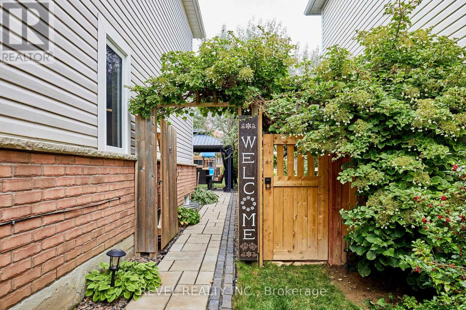20 BREAKWATER DRIVE