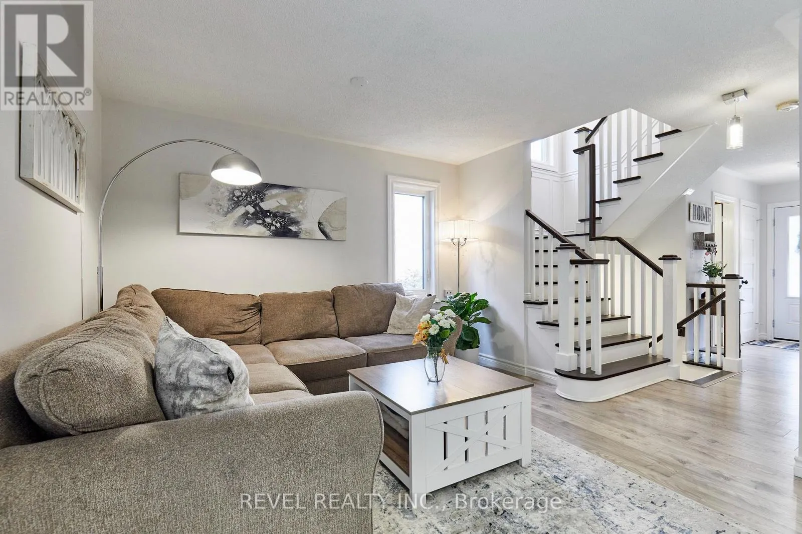 20 BREAKWATER DRIVE