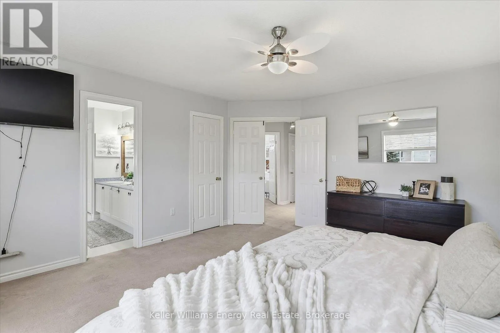 89 ROBERT ADAMS DRIVE