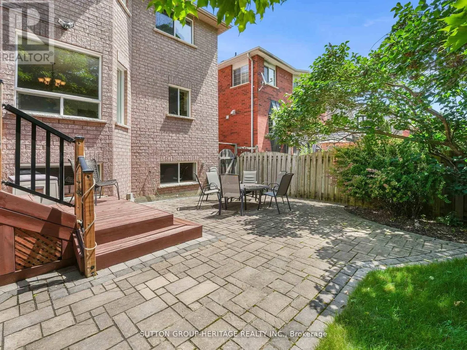 51 ANNIE CRESCENT