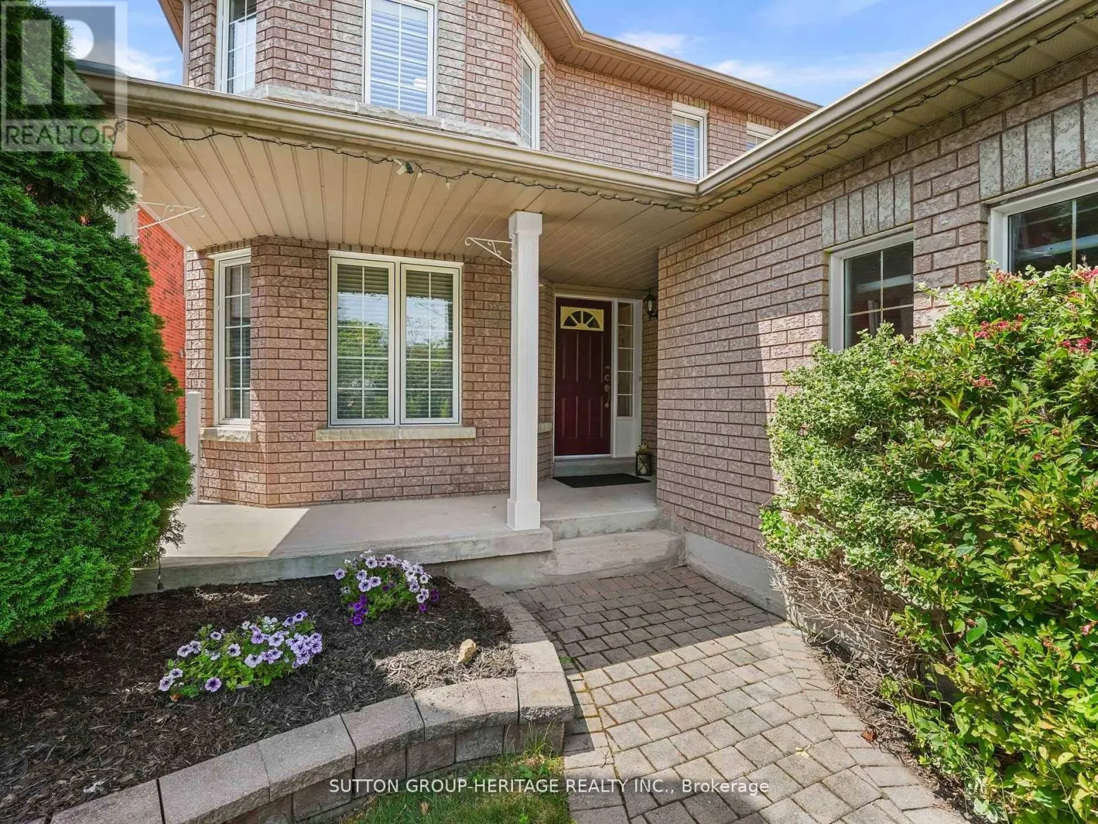 51 ANNIE CRESCENT