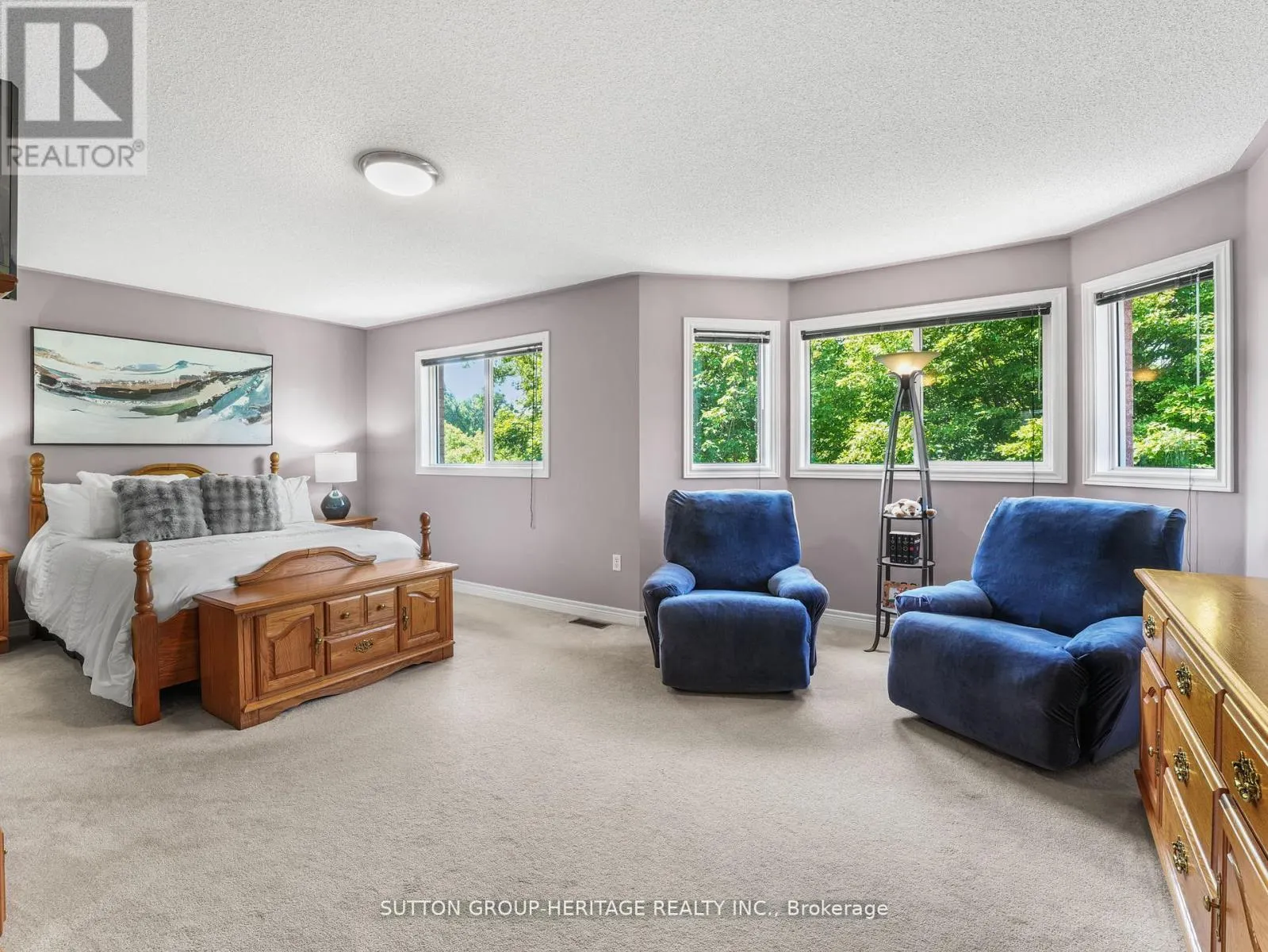 51 ANNIE CRESCENT