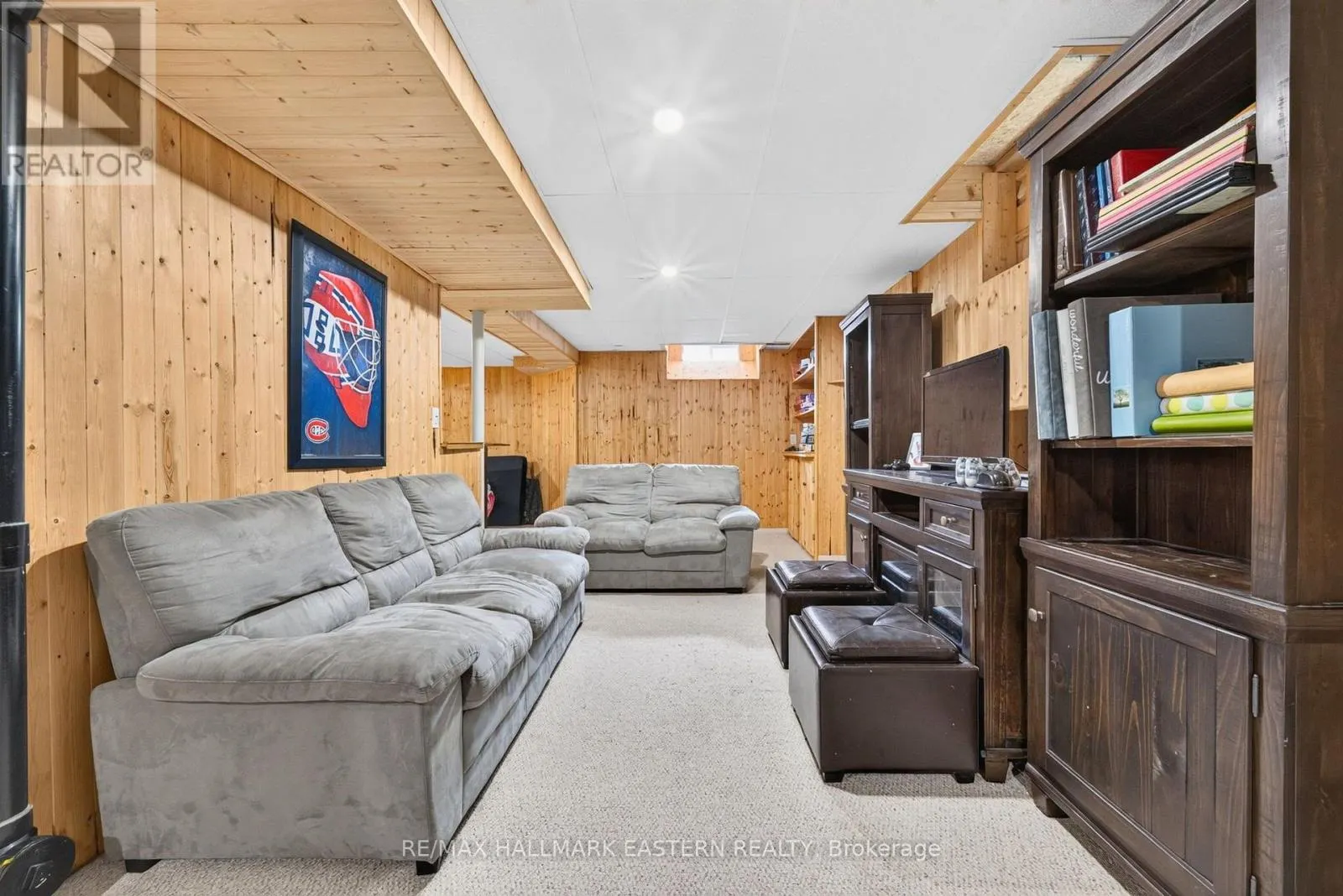25 EDGERTON DRIVE