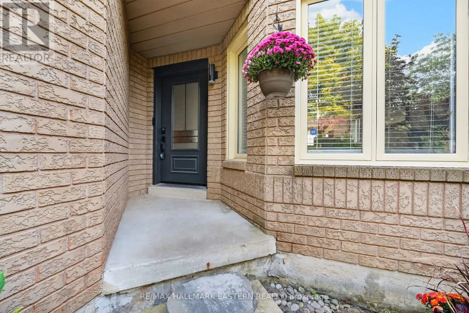 25 EDGERTON DRIVE