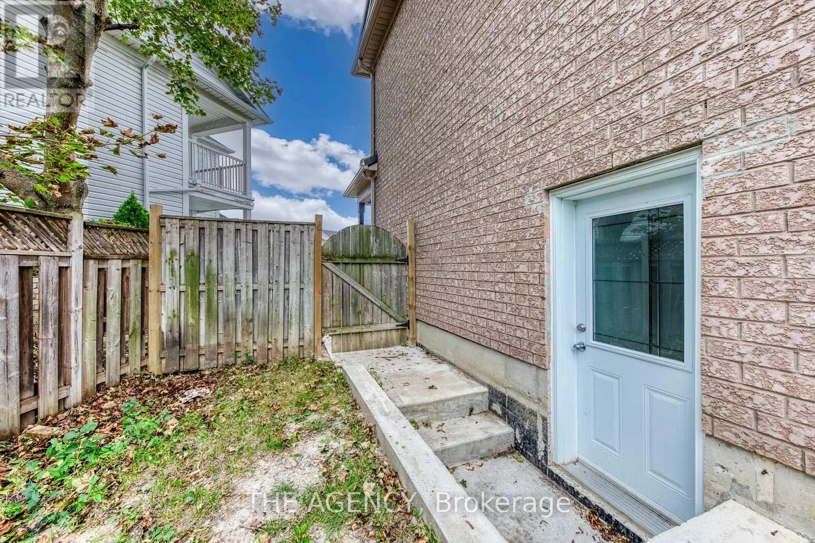 45 PALOMINO PLACE