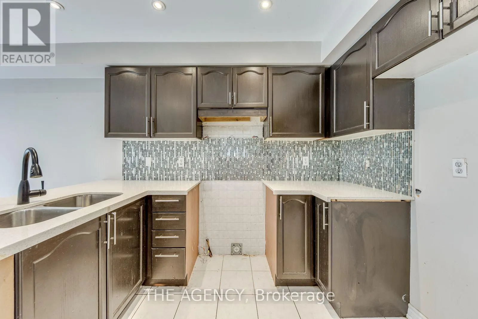 45 PALOMINO PLACE