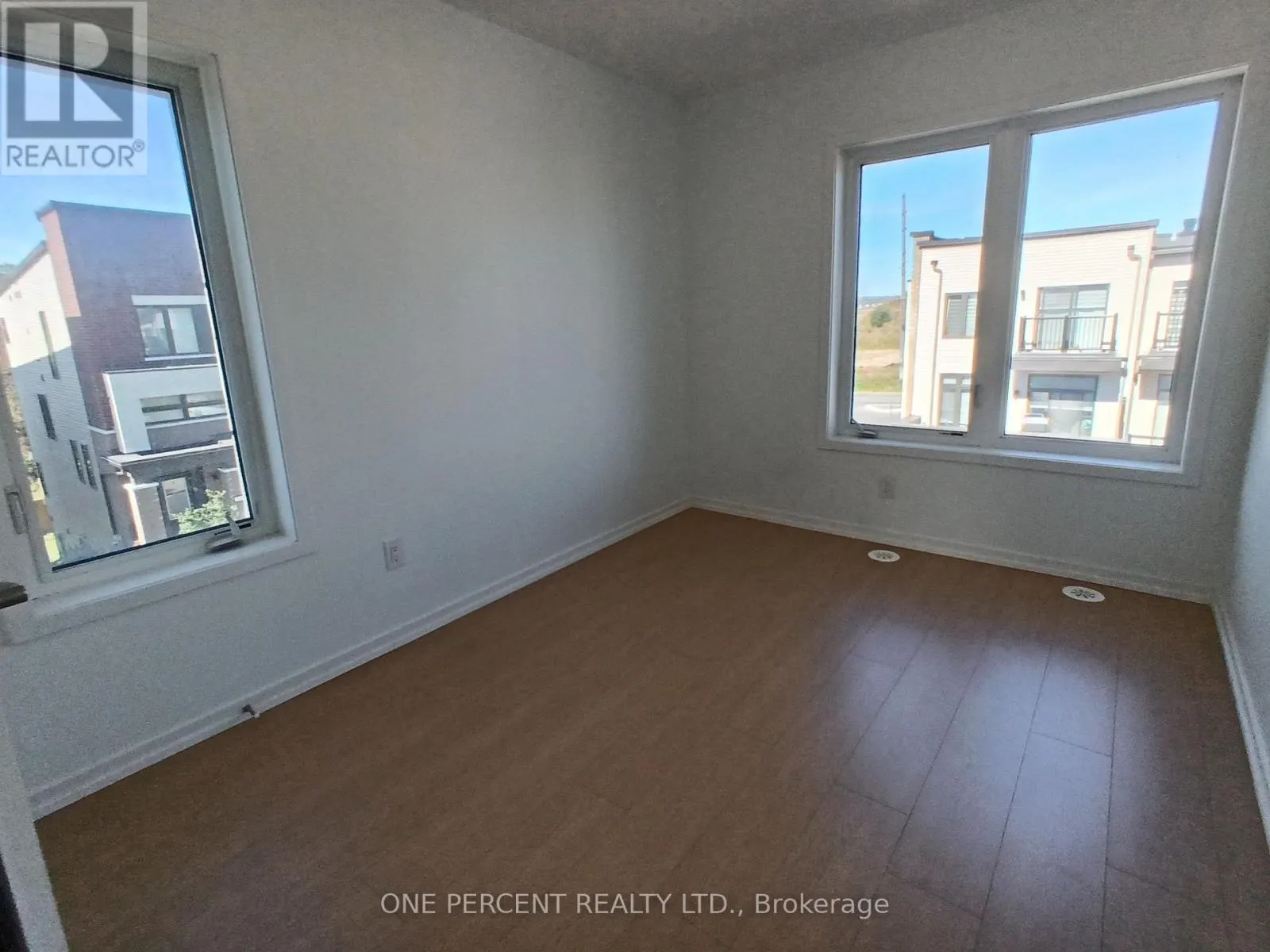 743 STANSTEAD PATH