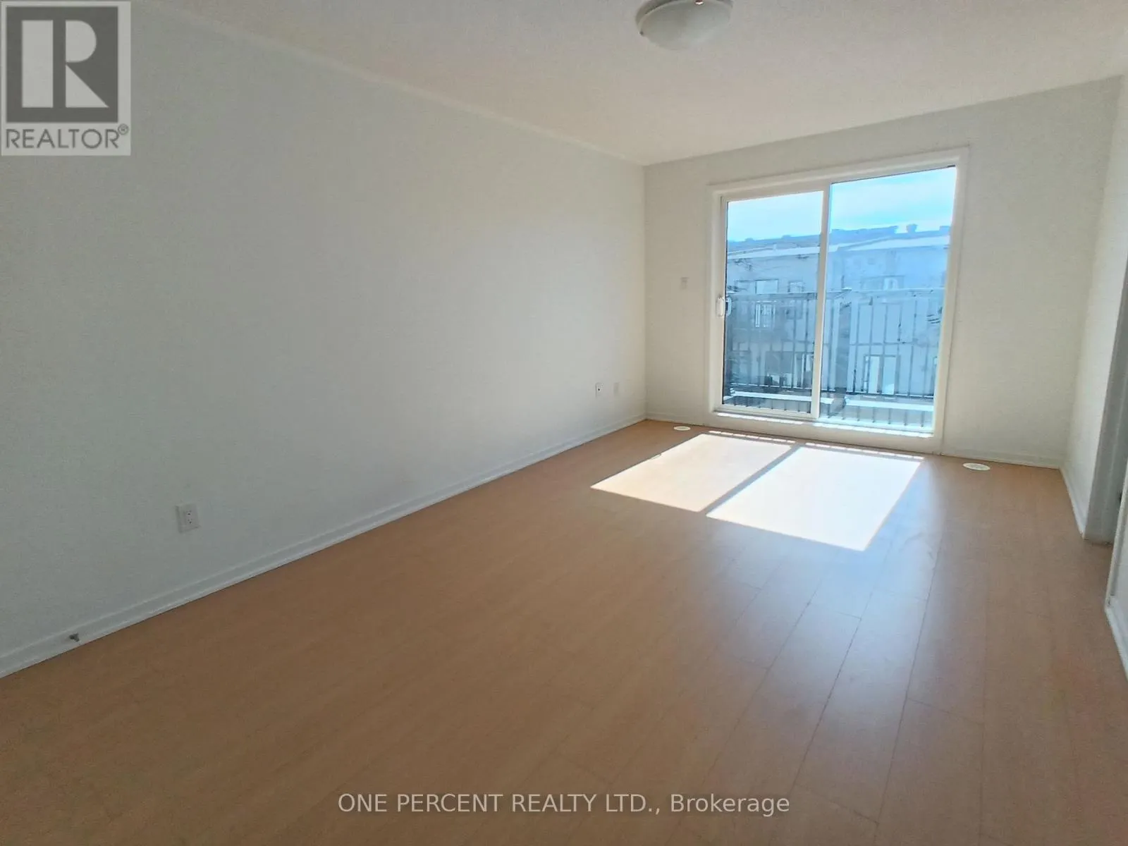 743 STANSTEAD PATH