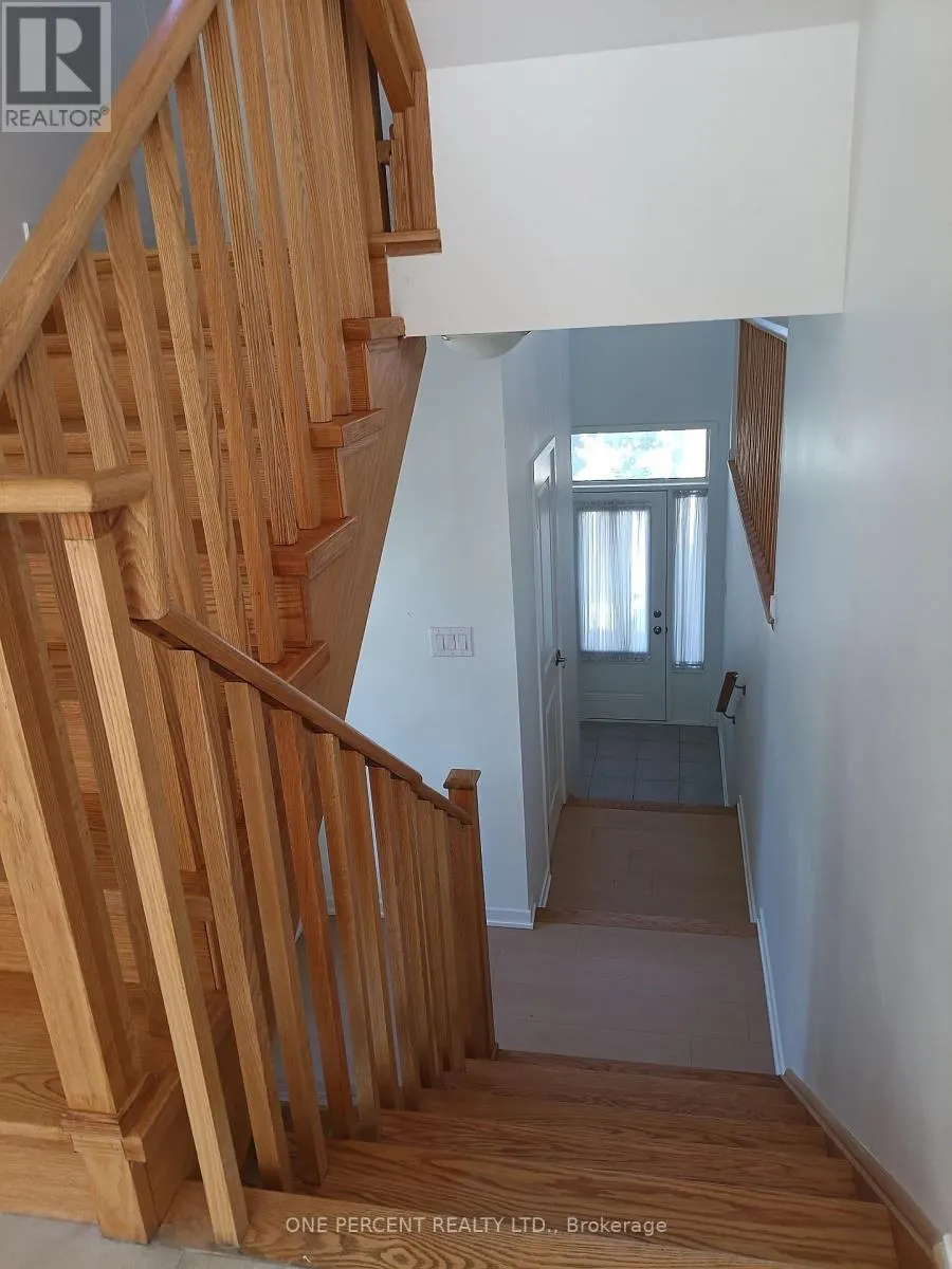 743 STANSTEAD PATH