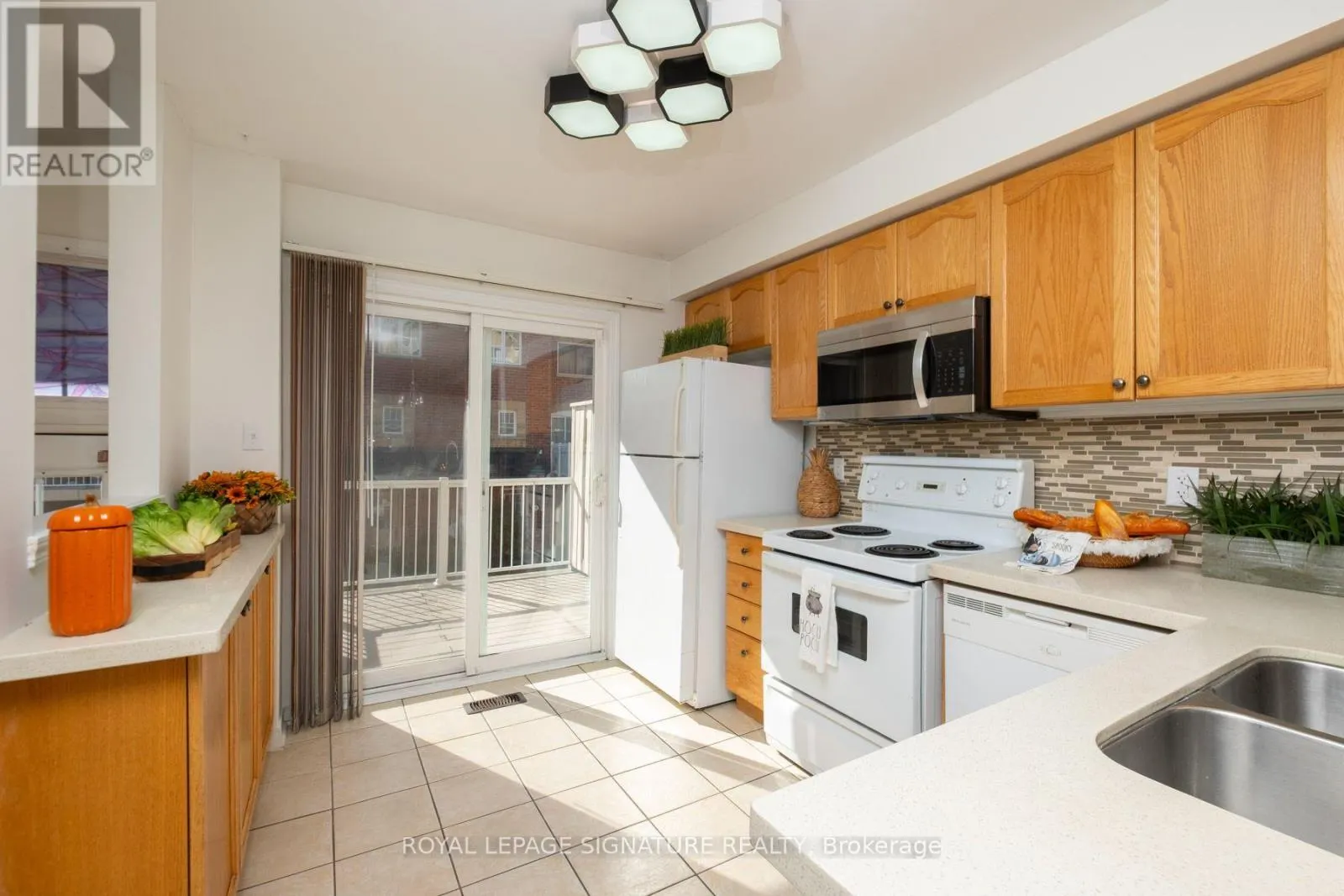 85 - 1775 VALLEY FARM ROAD