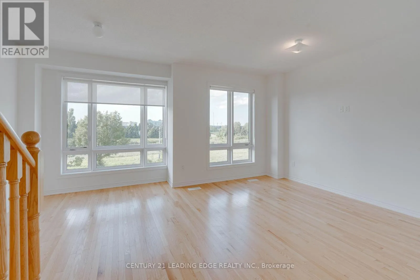 15 HAYDOCK WAY