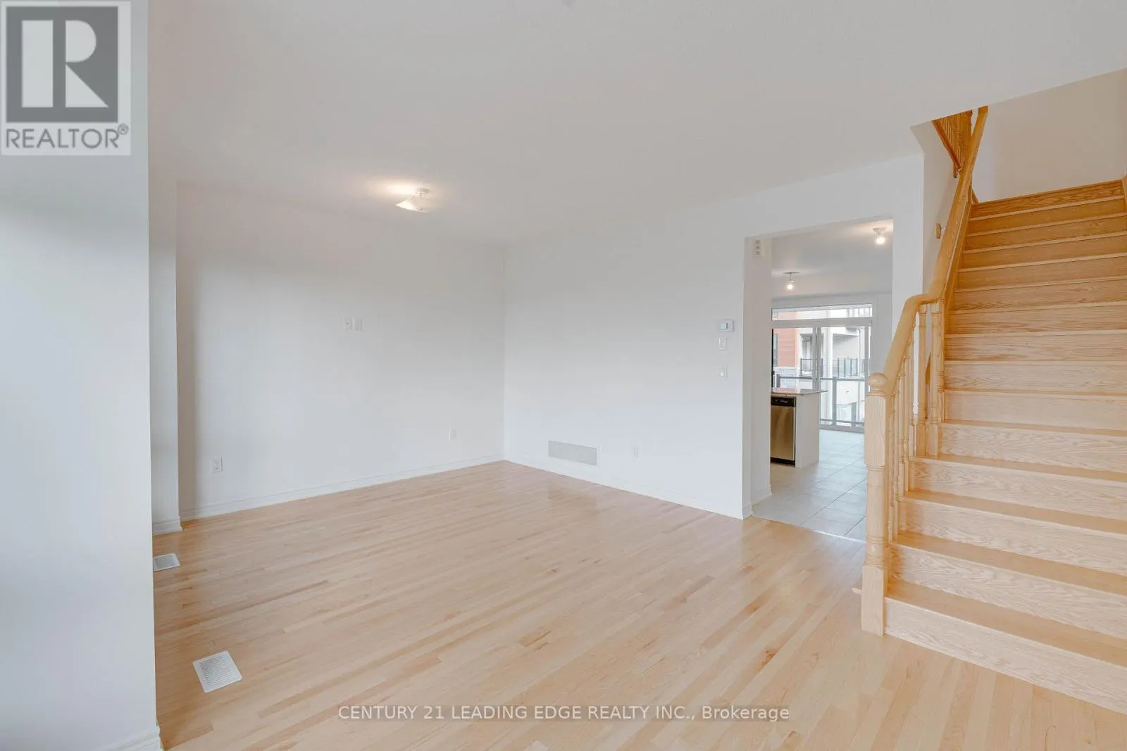 15 HAYDOCK WAY