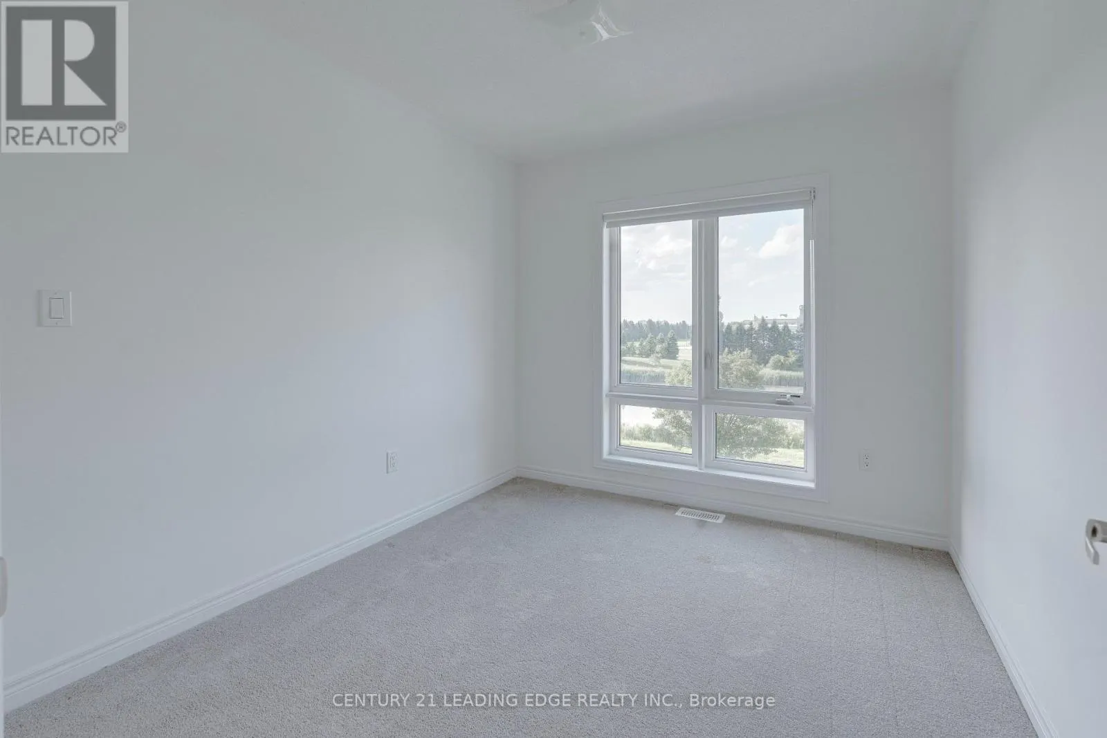 15 HAYDOCK WAY