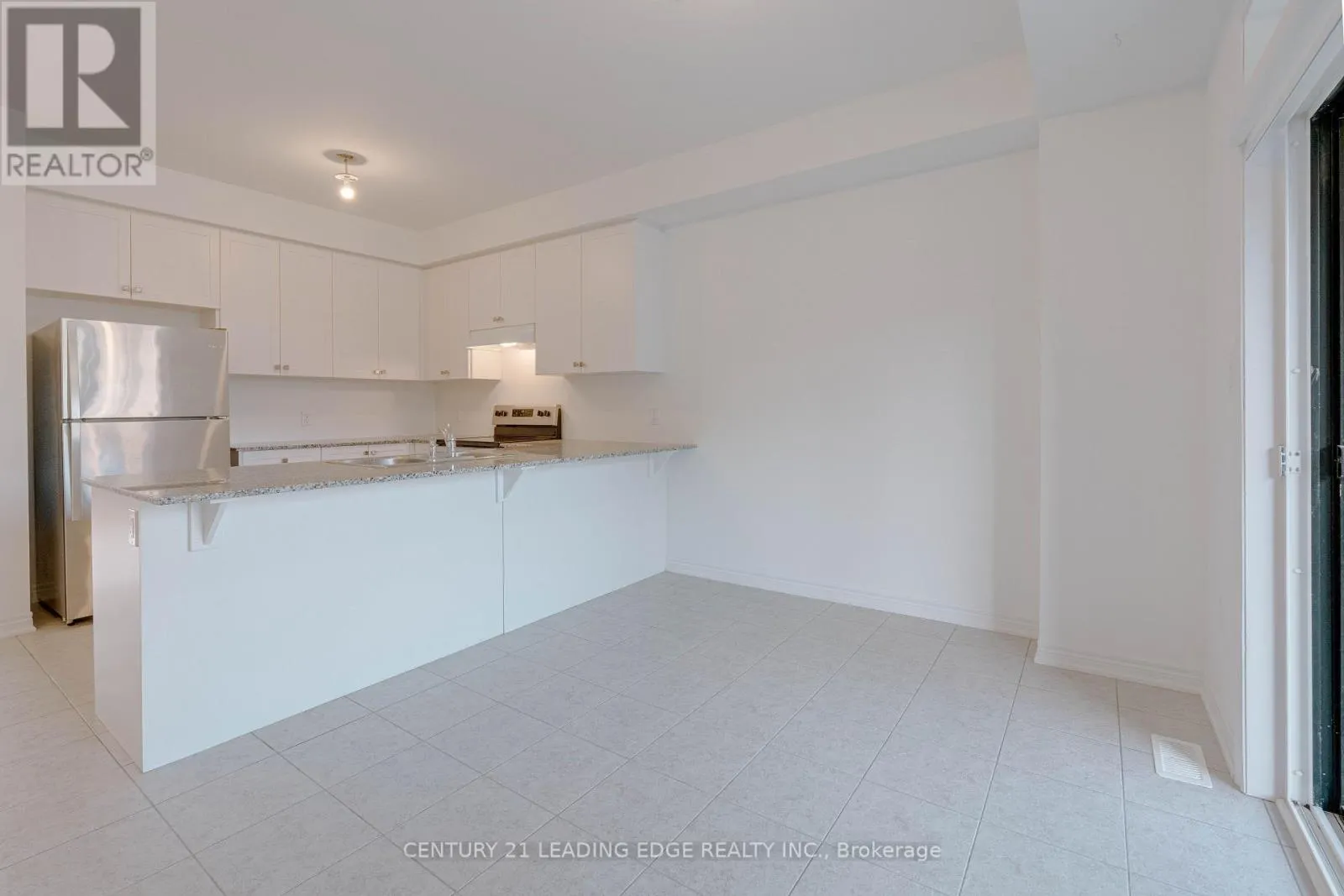 15 HAYDOCK WAY
