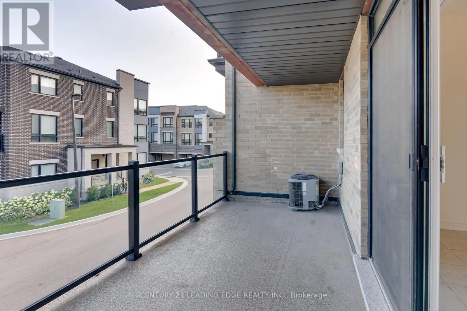 15 HAYDOCK WAY
