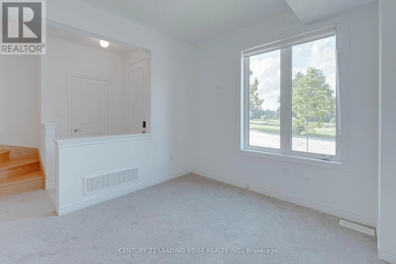 15 HAYDOCK WAY