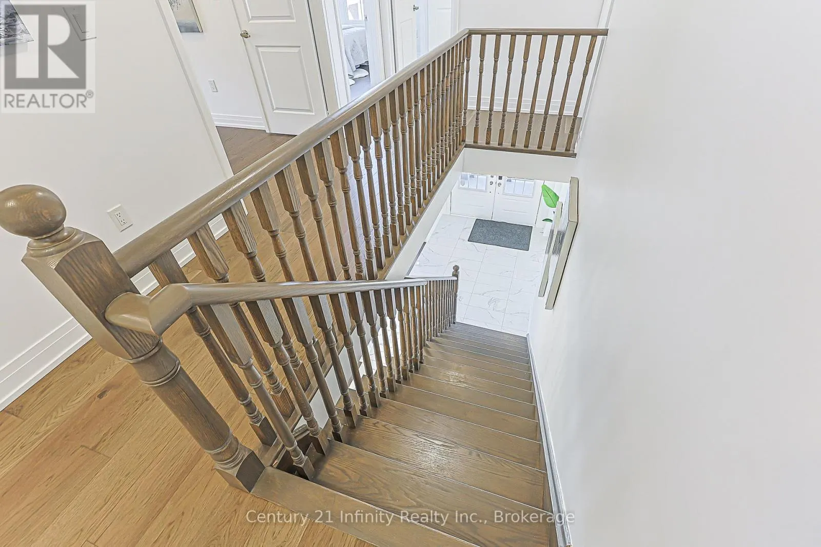 2 GILLIVARY DRIVE