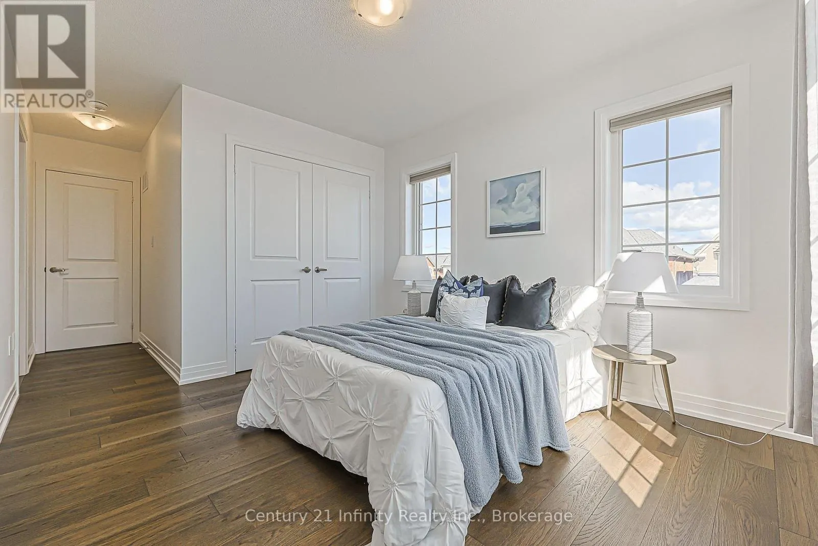 2 GILLIVARY DRIVE