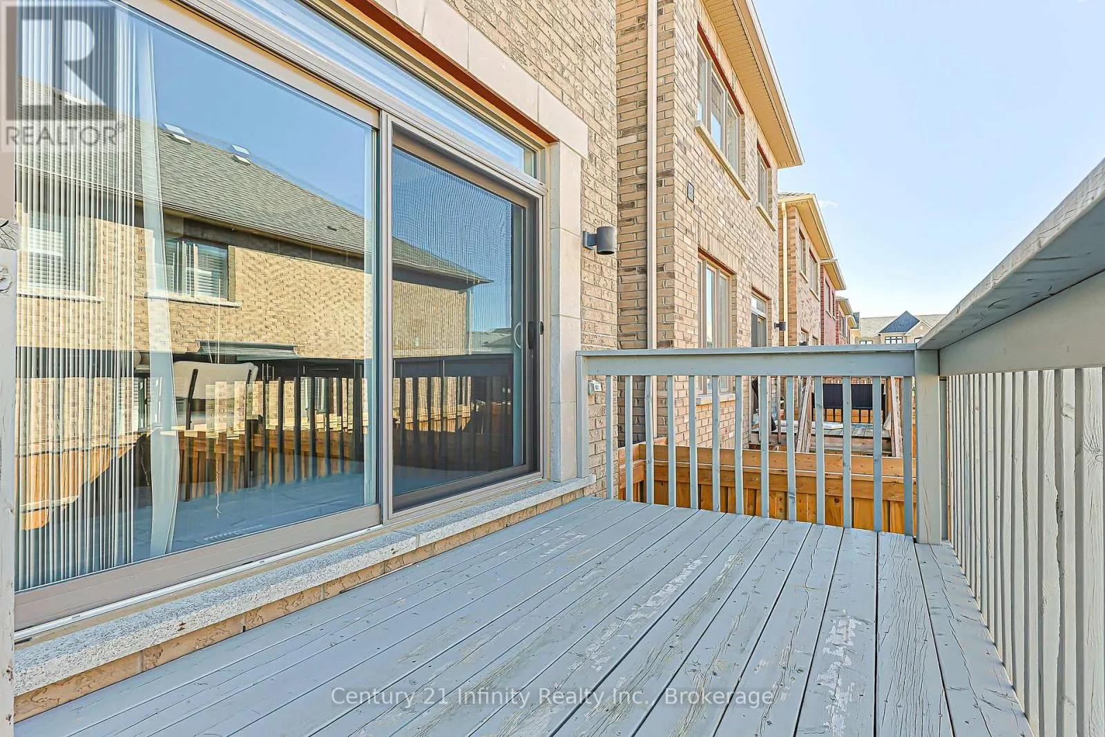2 GILLIVARY DRIVE