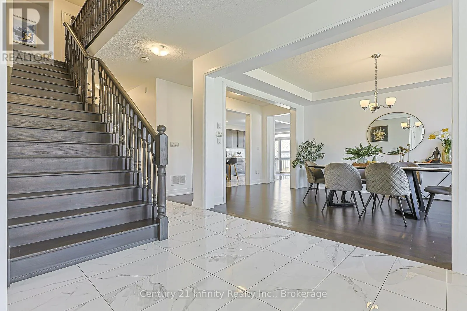 2 GILLIVARY DRIVE