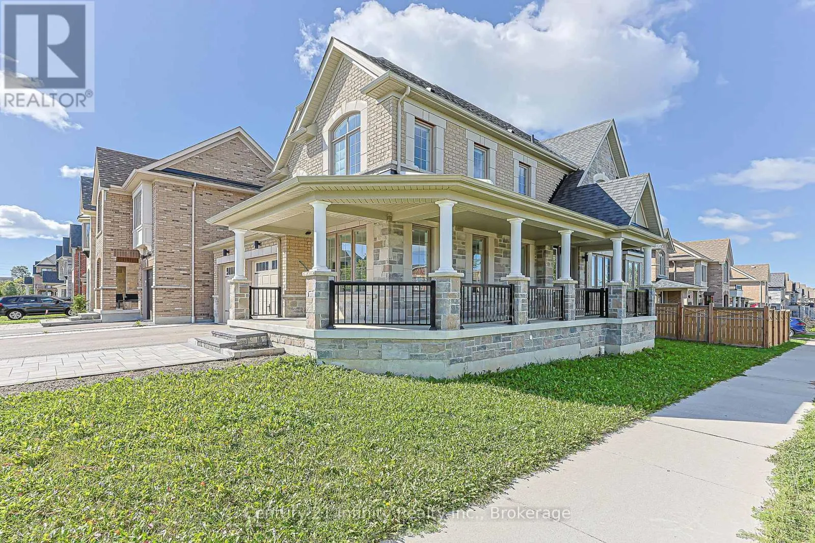 2 GILLIVARY DRIVE