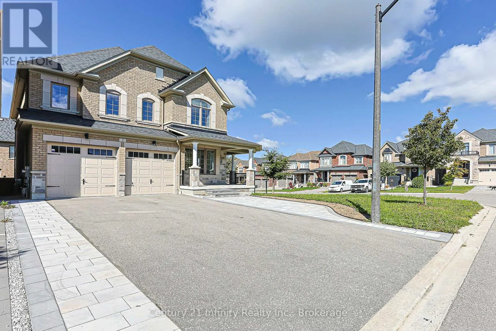 2 GILLIVARY DRIVE