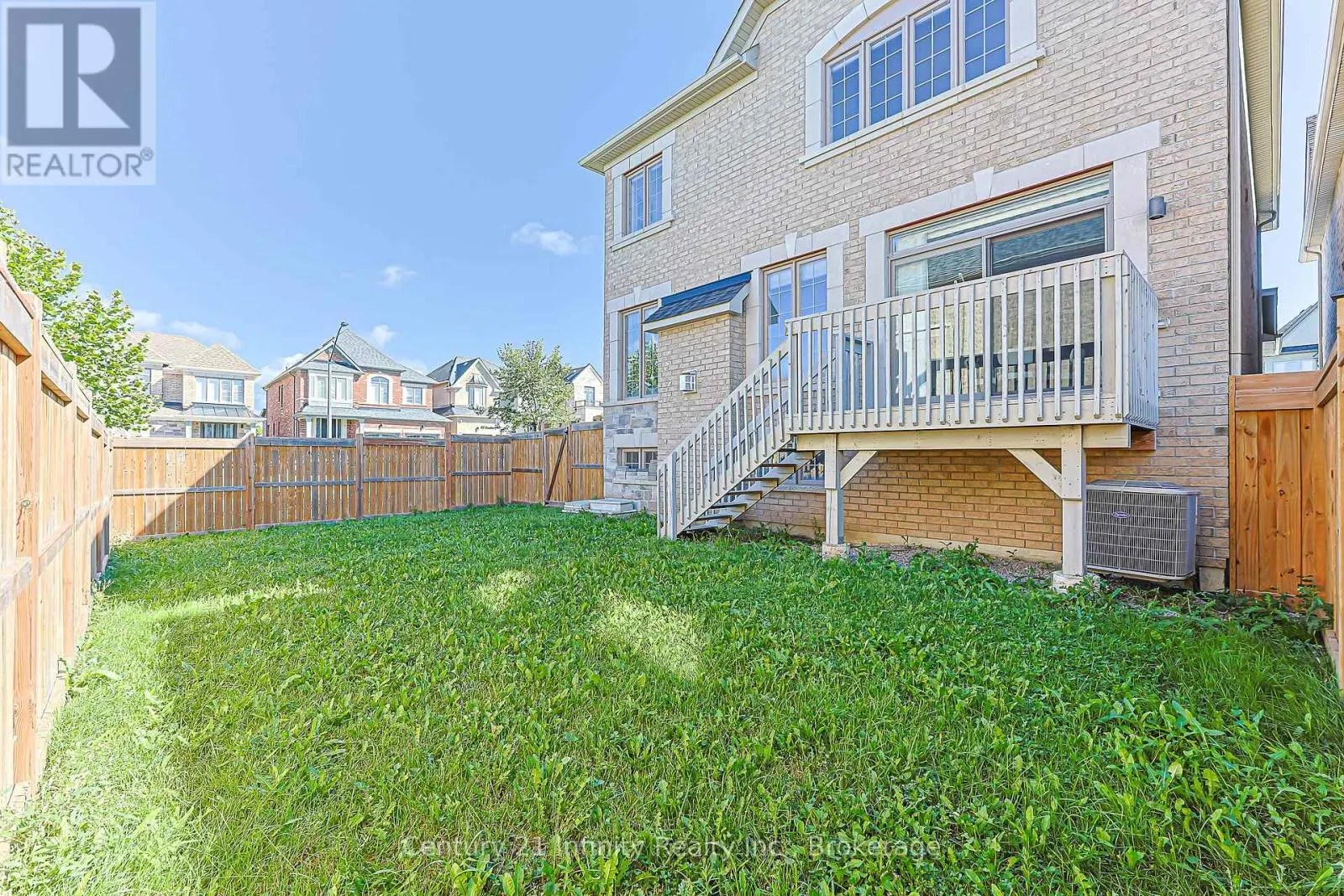 2 GILLIVARY DRIVE