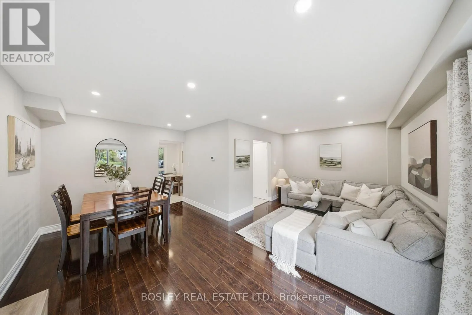 865 GENTRY CRESCENT