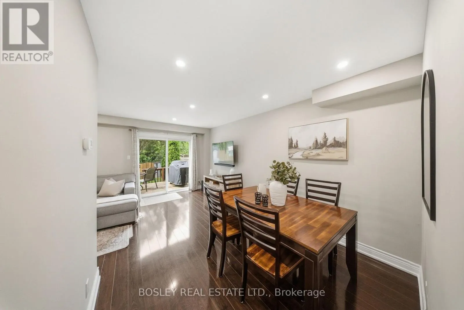 865 GENTRY CRESCENT