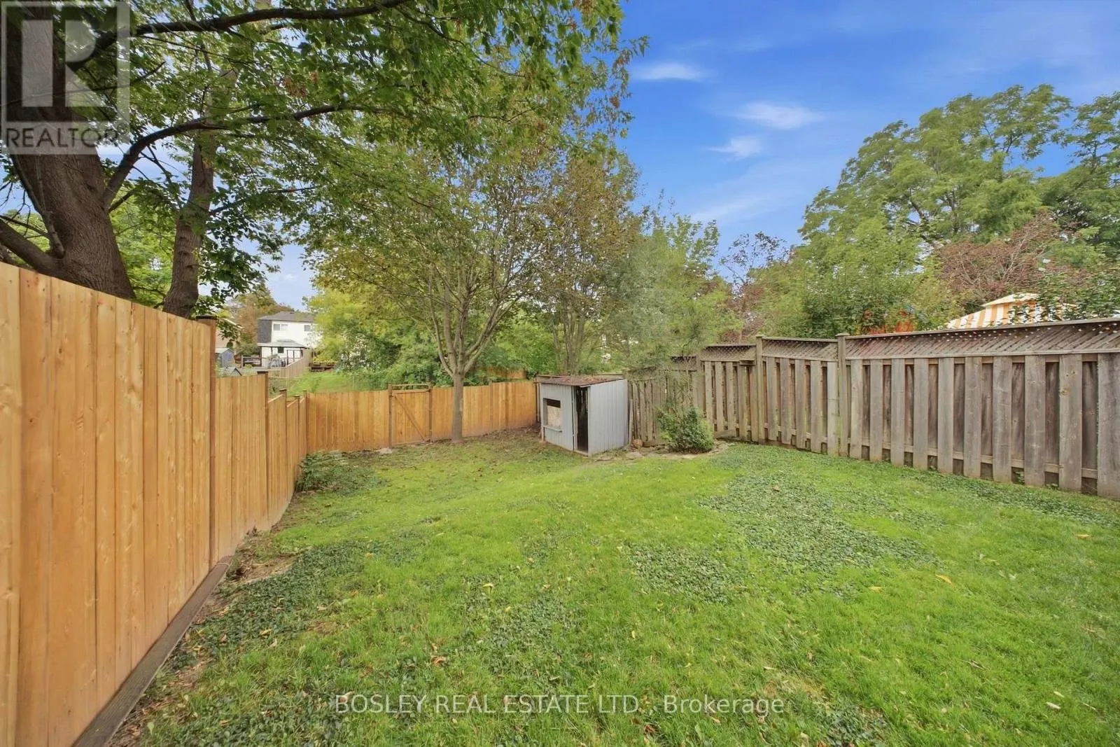 865 GENTRY CRESCENT