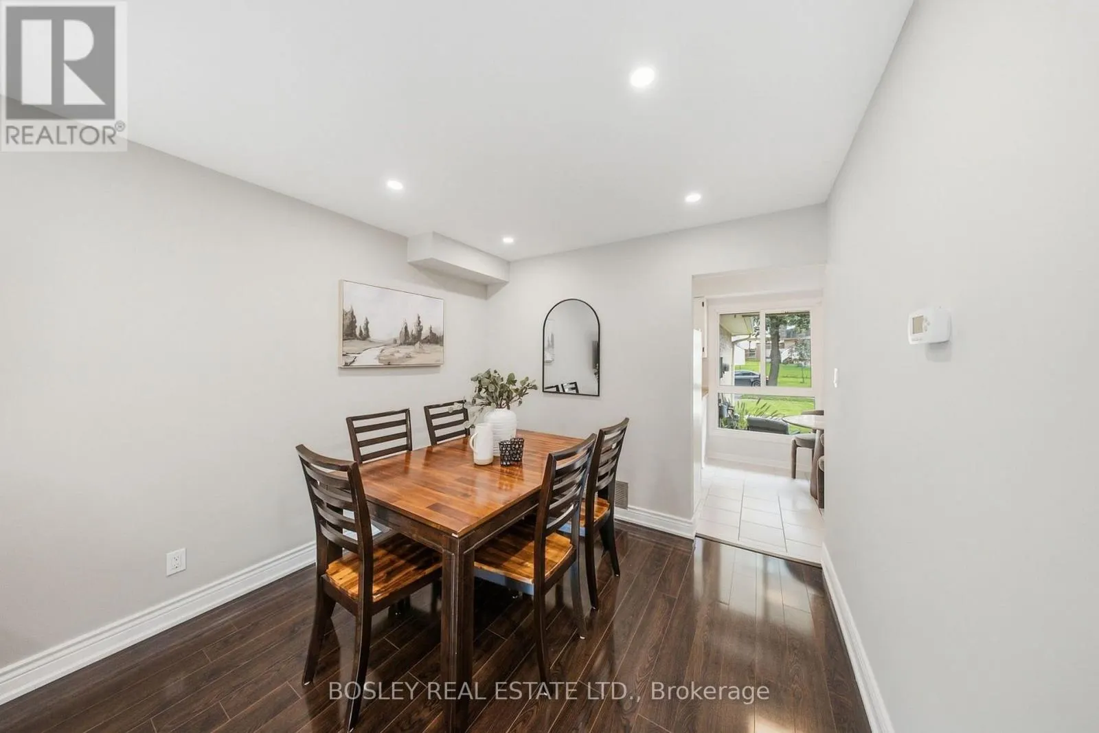 865 GENTRY CRESCENT