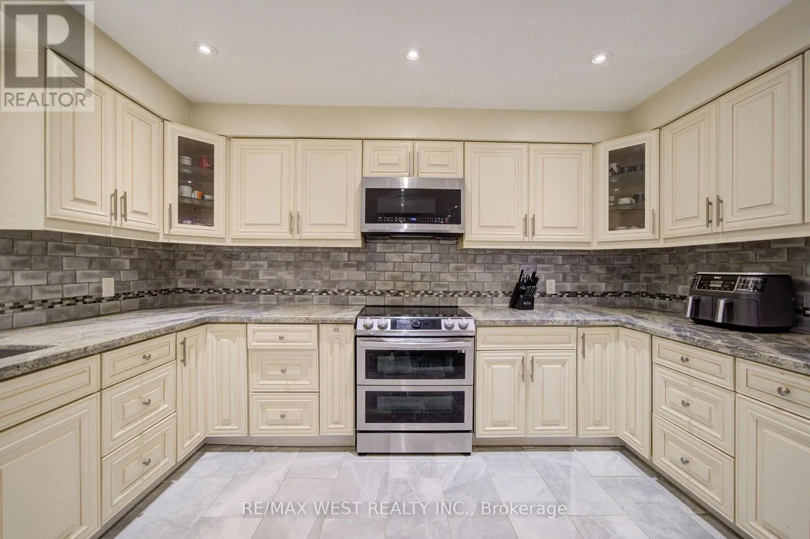 114 ROBERT ADAMS DRIVE