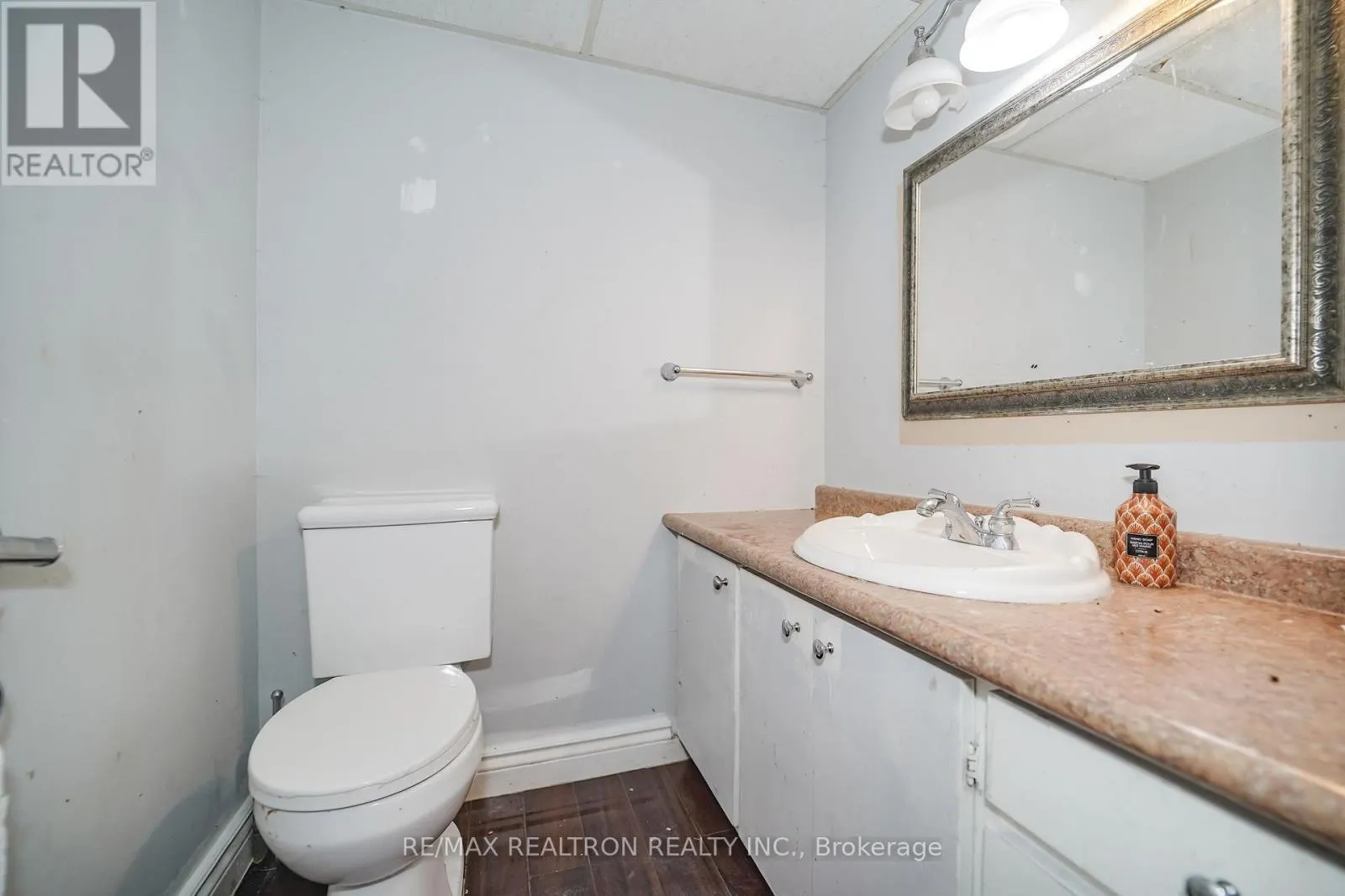 1304 TRULLS ROAD