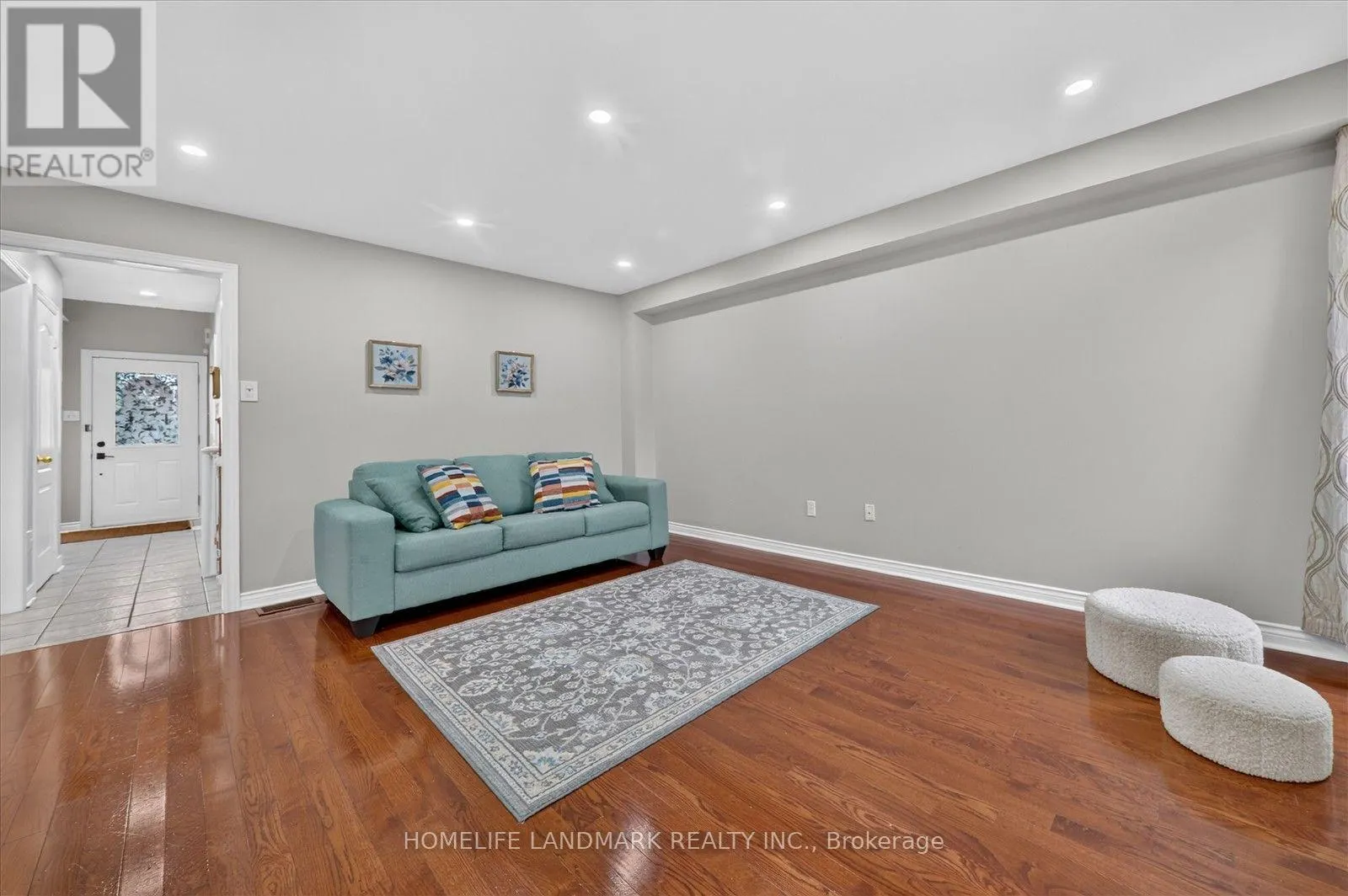 14 FLOREE STREET