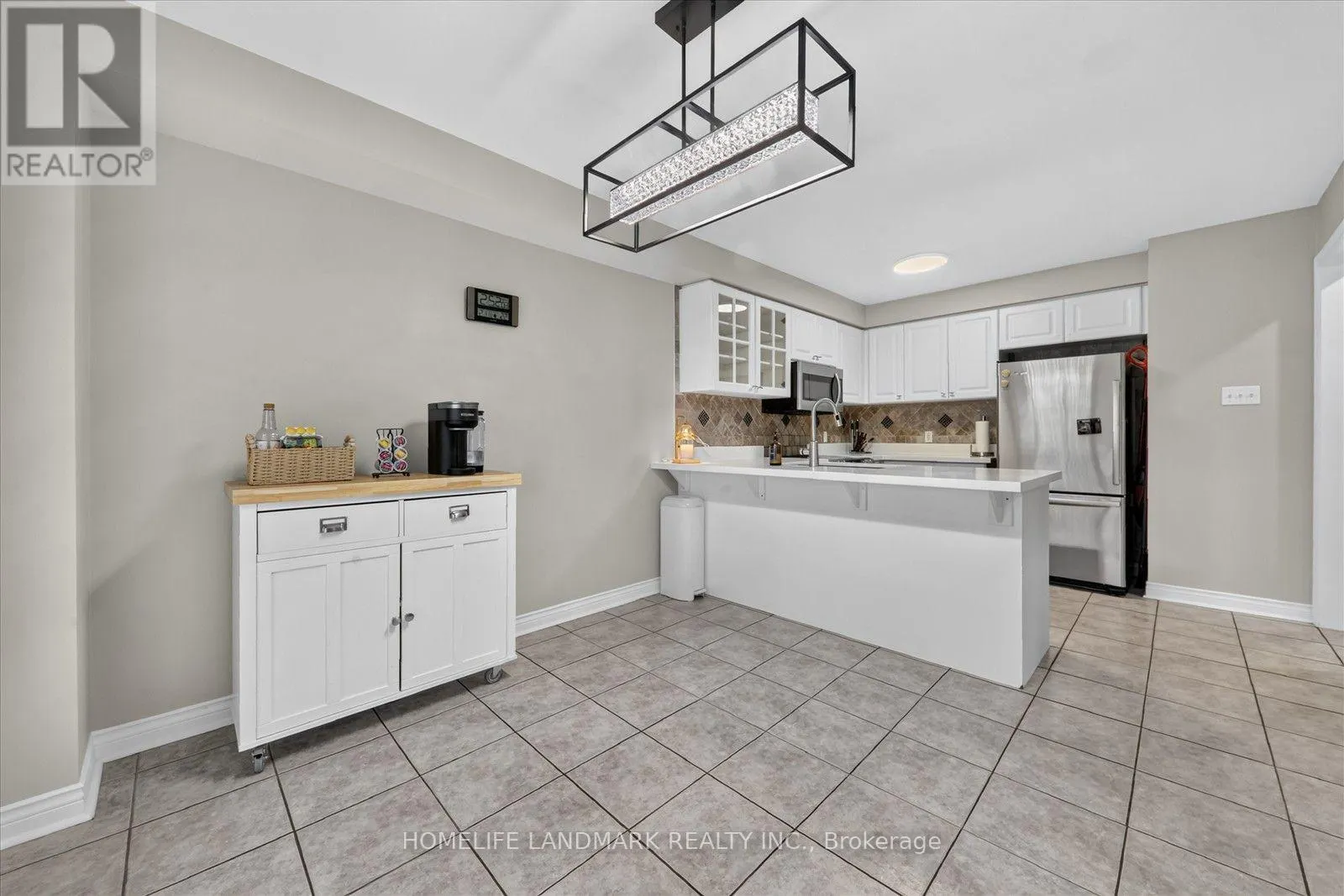 14 FLOREE STREET