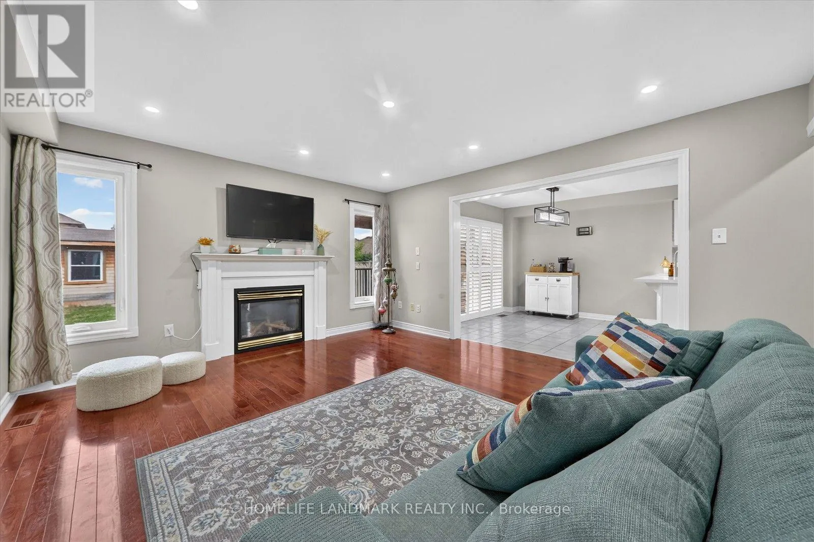 14 FLOREE STREET
