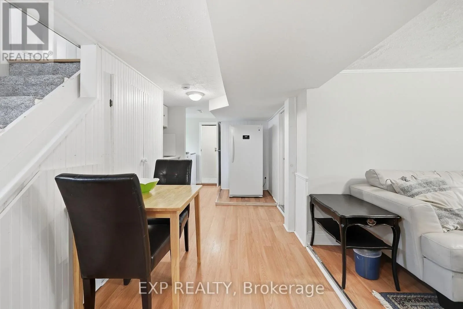 312 WALNUT STREET W