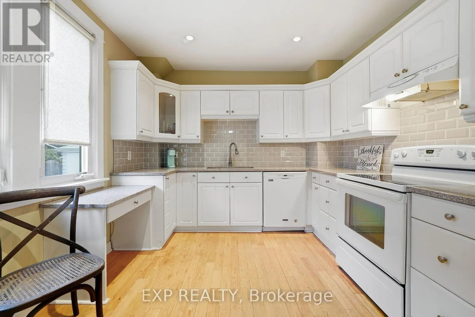 312 WALNUT STREET W