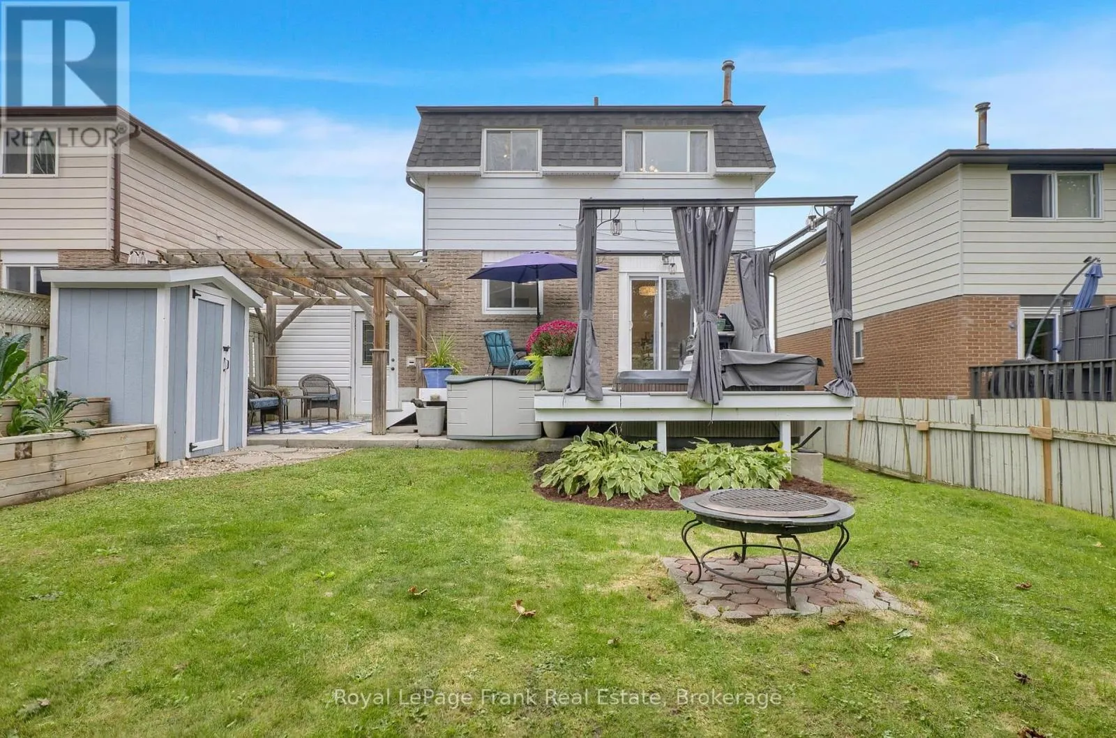 117 LAWRENCE CRESCENT
