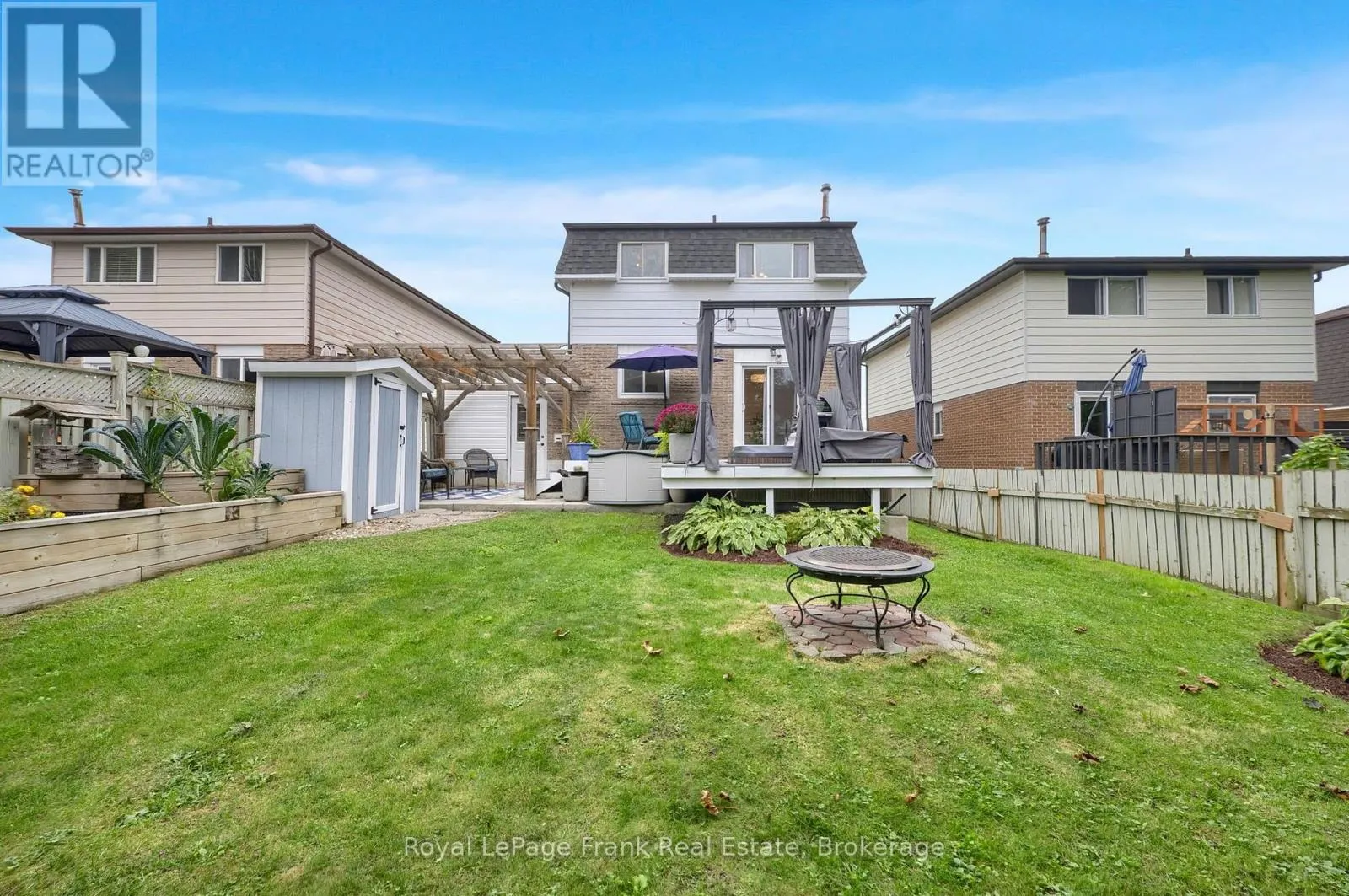 117 LAWRENCE CRESCENT