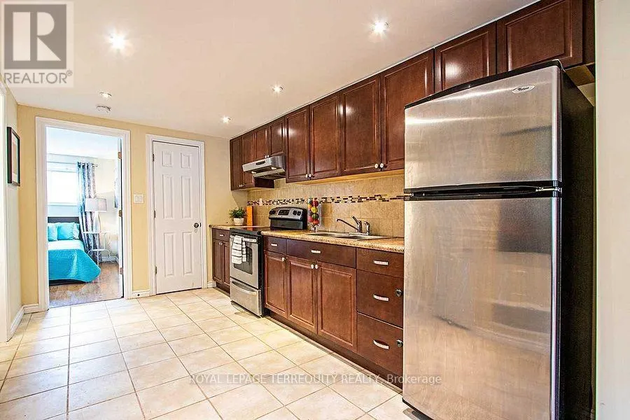 LOWER - 53 RUSHBROOKE WAY
