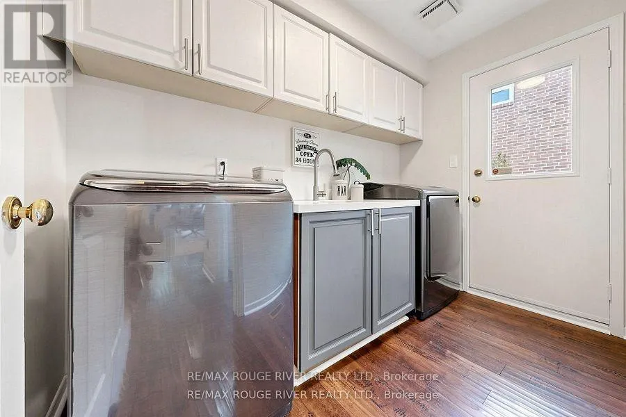 1110 TIMBER COURT