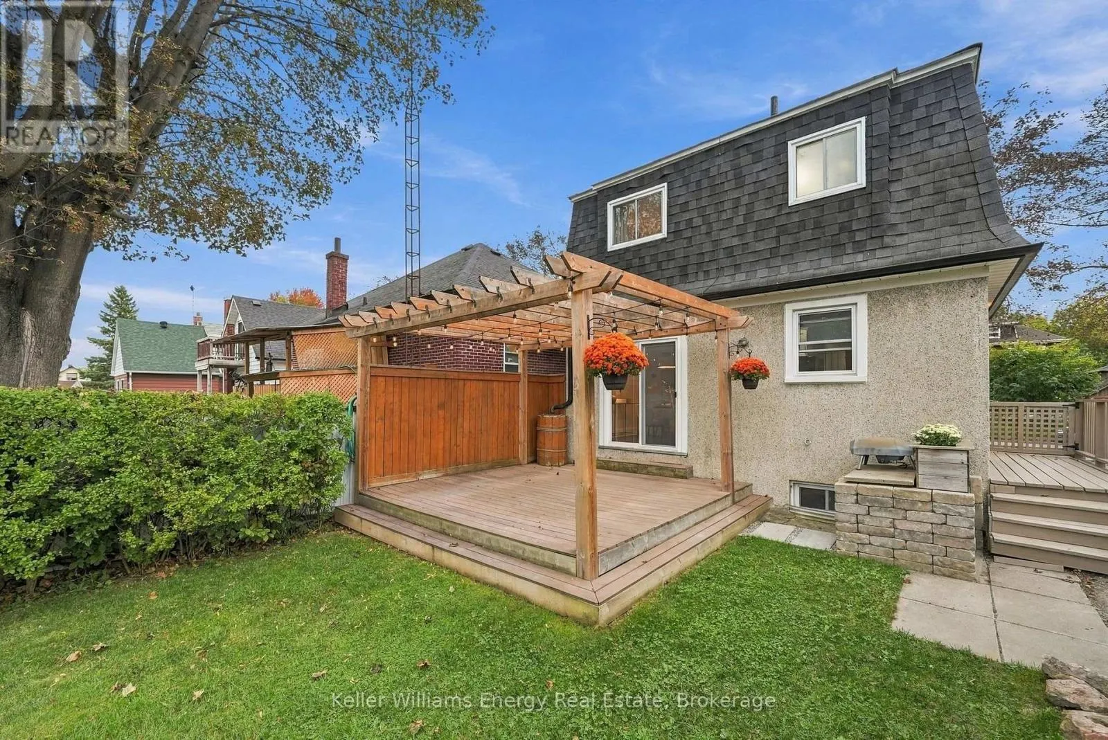 286 GLIDDON AVENUE