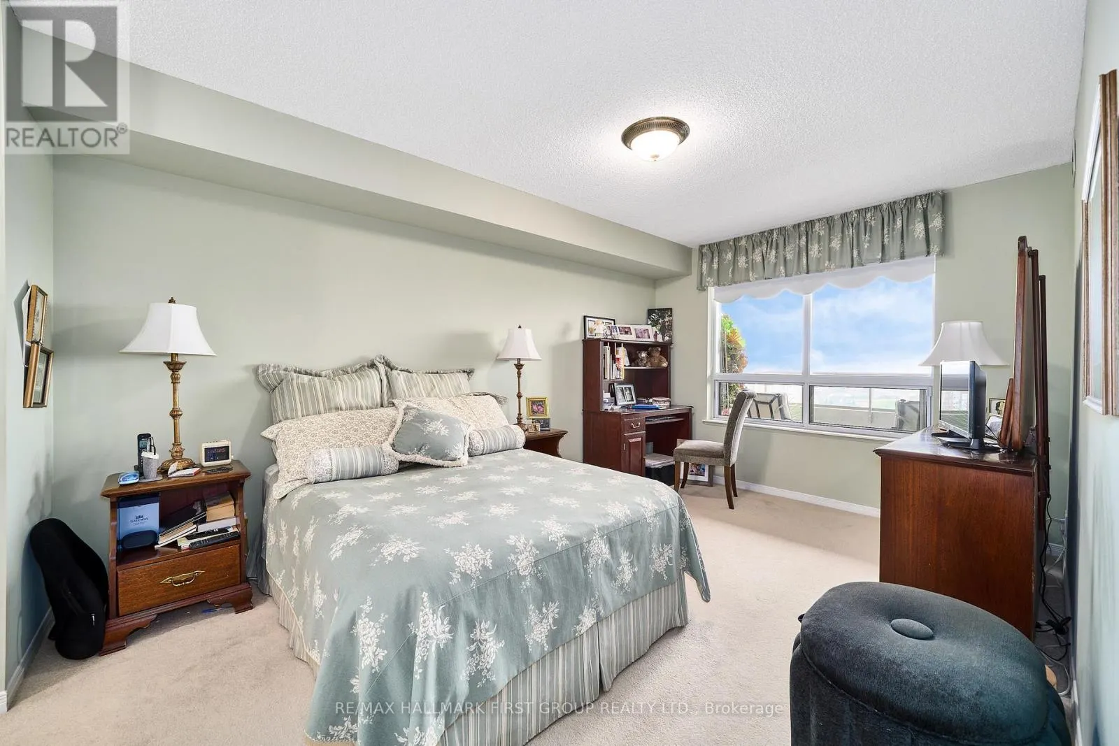 1411 - 1000 THE ESPLANADE ROAD N