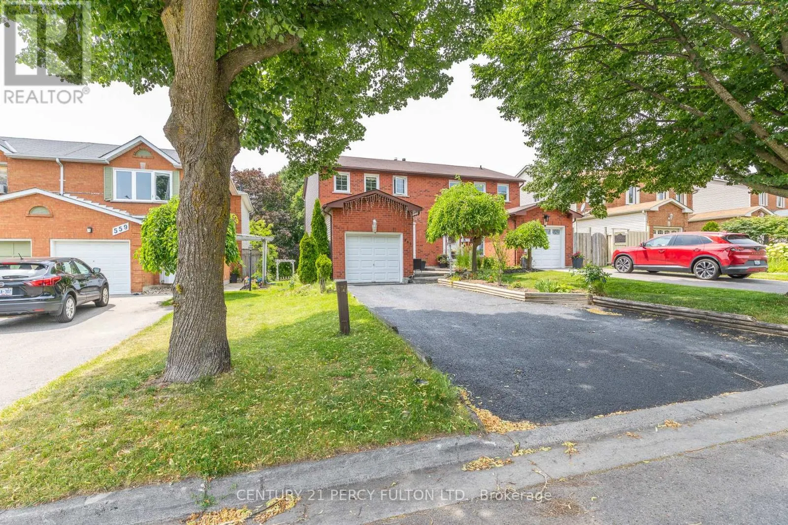 557 COBBLEHILL DRIVE