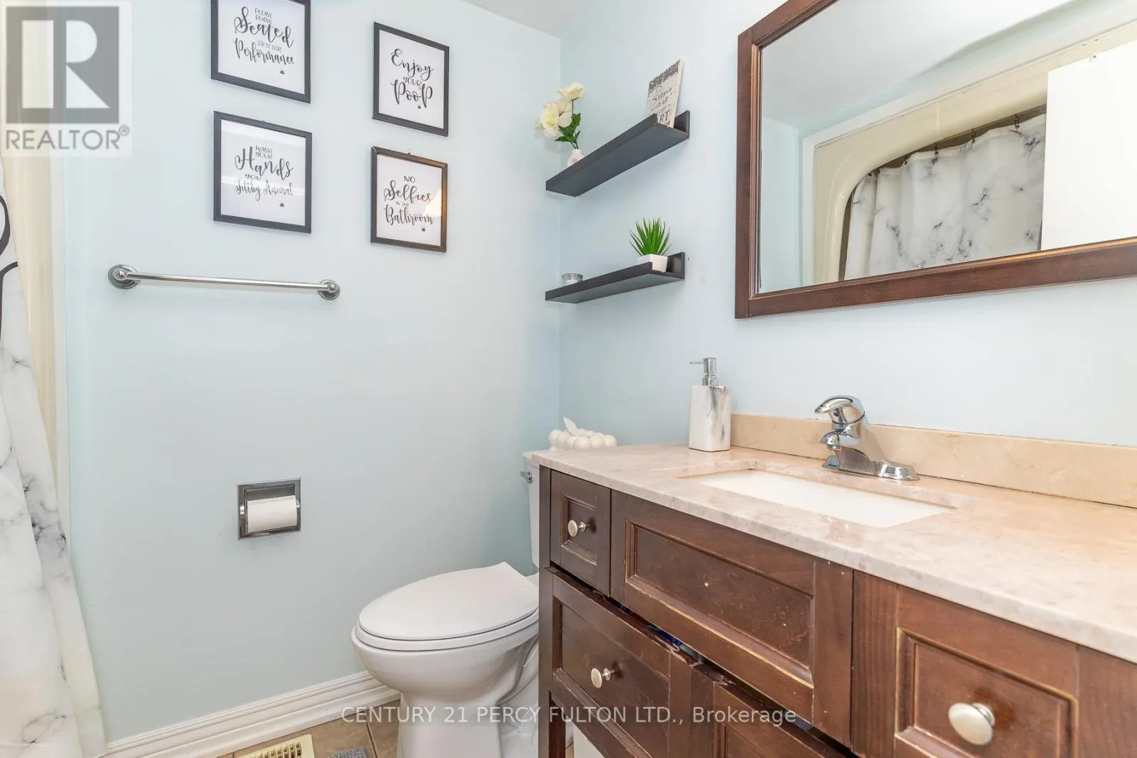 557 COBBLEHILL DRIVE