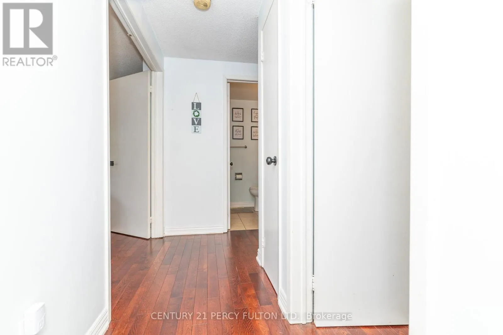 557 COBBLEHILL DRIVE
