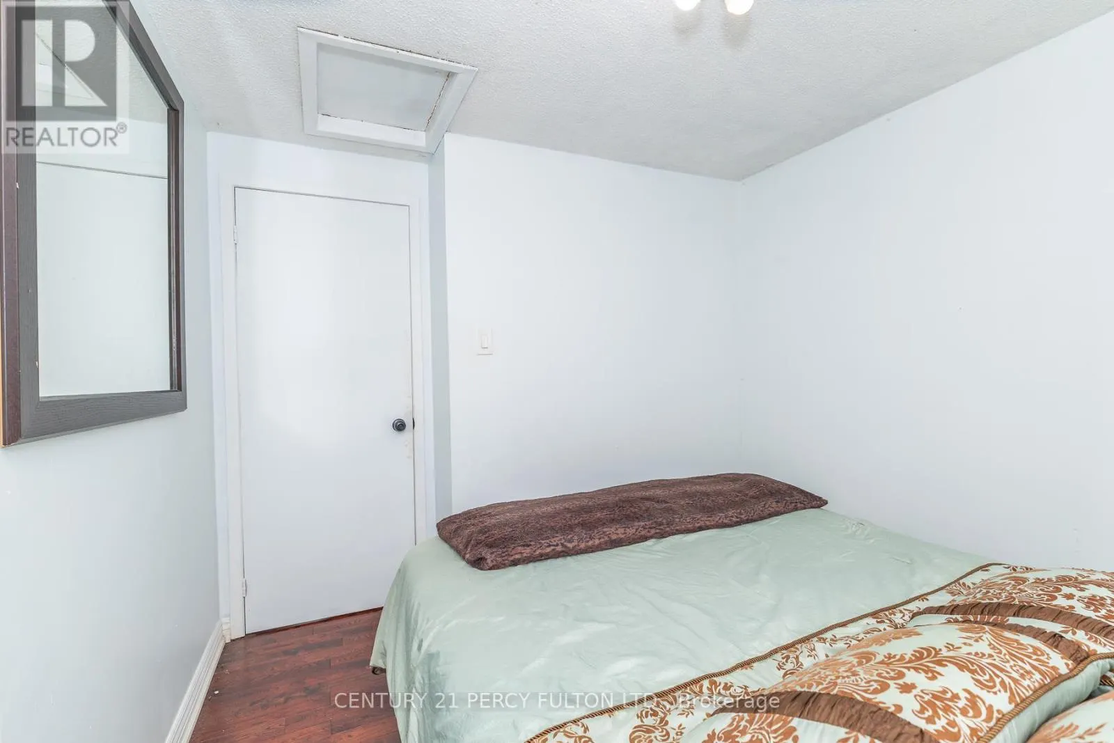 557 COBBLEHILL DRIVE